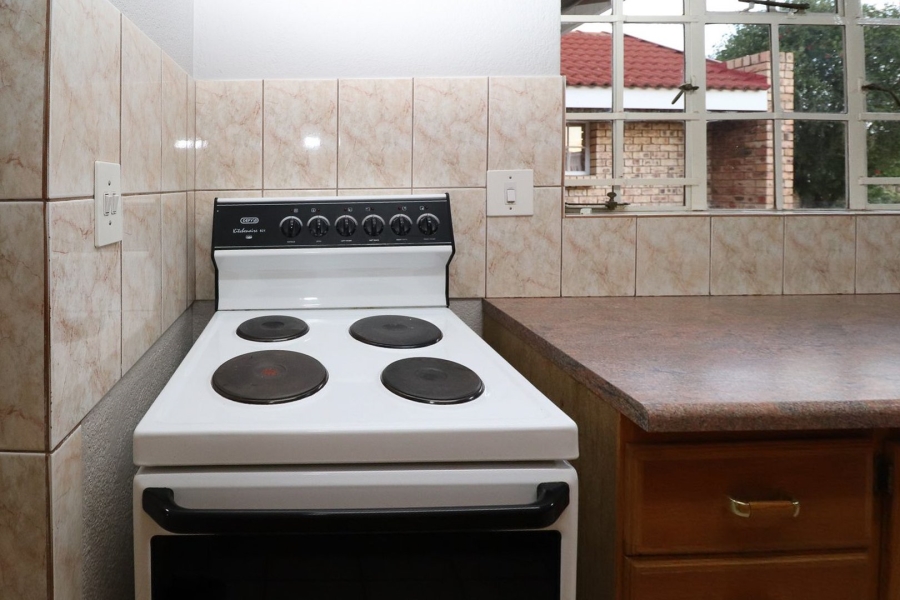 2 Bedroom Property for Sale in Flimieda North West